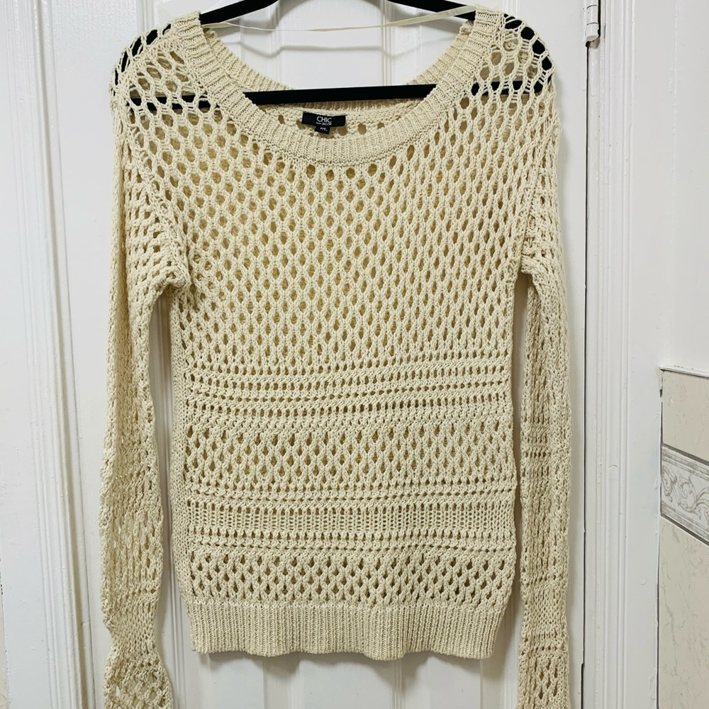 Holey knit sweater 🪢 size S